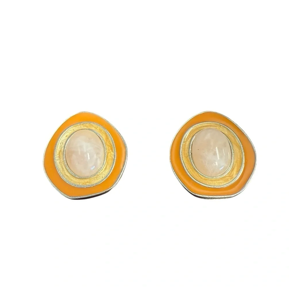 Avon vintage mother of pearl Orange and silvertone clip earrings NIB 1987